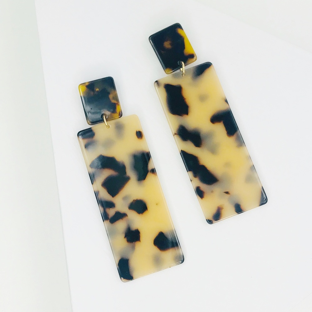 Blond Tortoise Rectangle Acrylic Drop Earrings